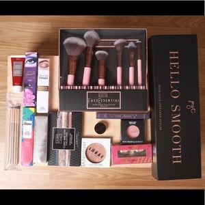 Huge Luxury Make Up Kit (Brand New) ($900 value!)